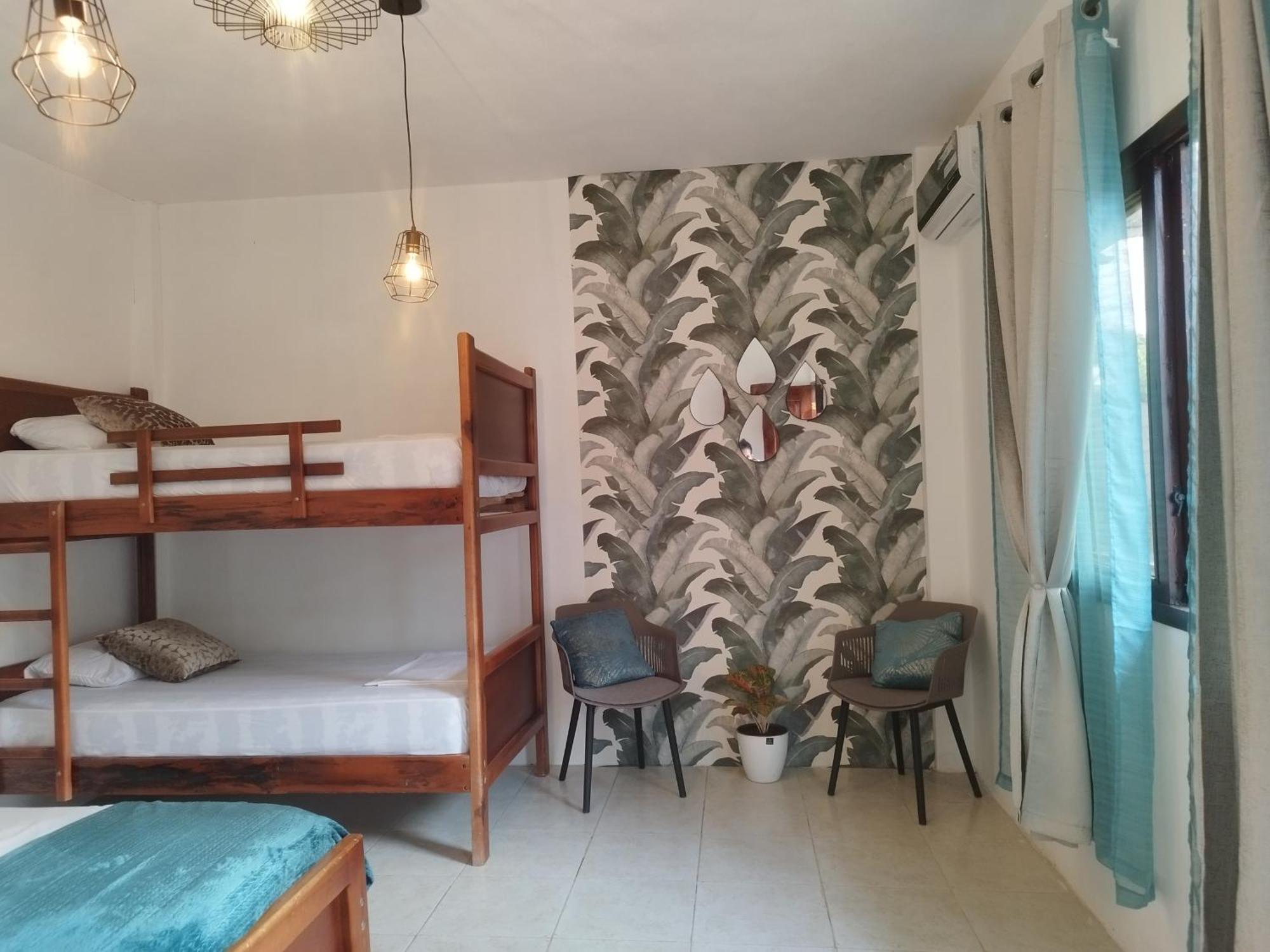 Palmendros Hosteria Montanita Bagian luar foto